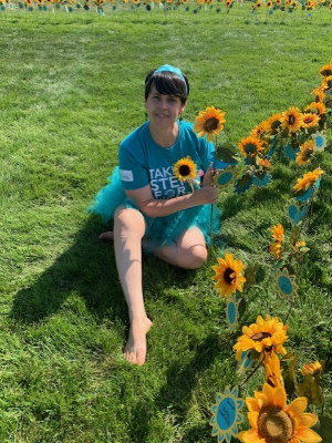 At Ovarian Cancer Canada Walks, there are two rows of sunflowers; one row represents the survivors, one larger row represents the women who are no longer with us...helps us make that row stop growing.